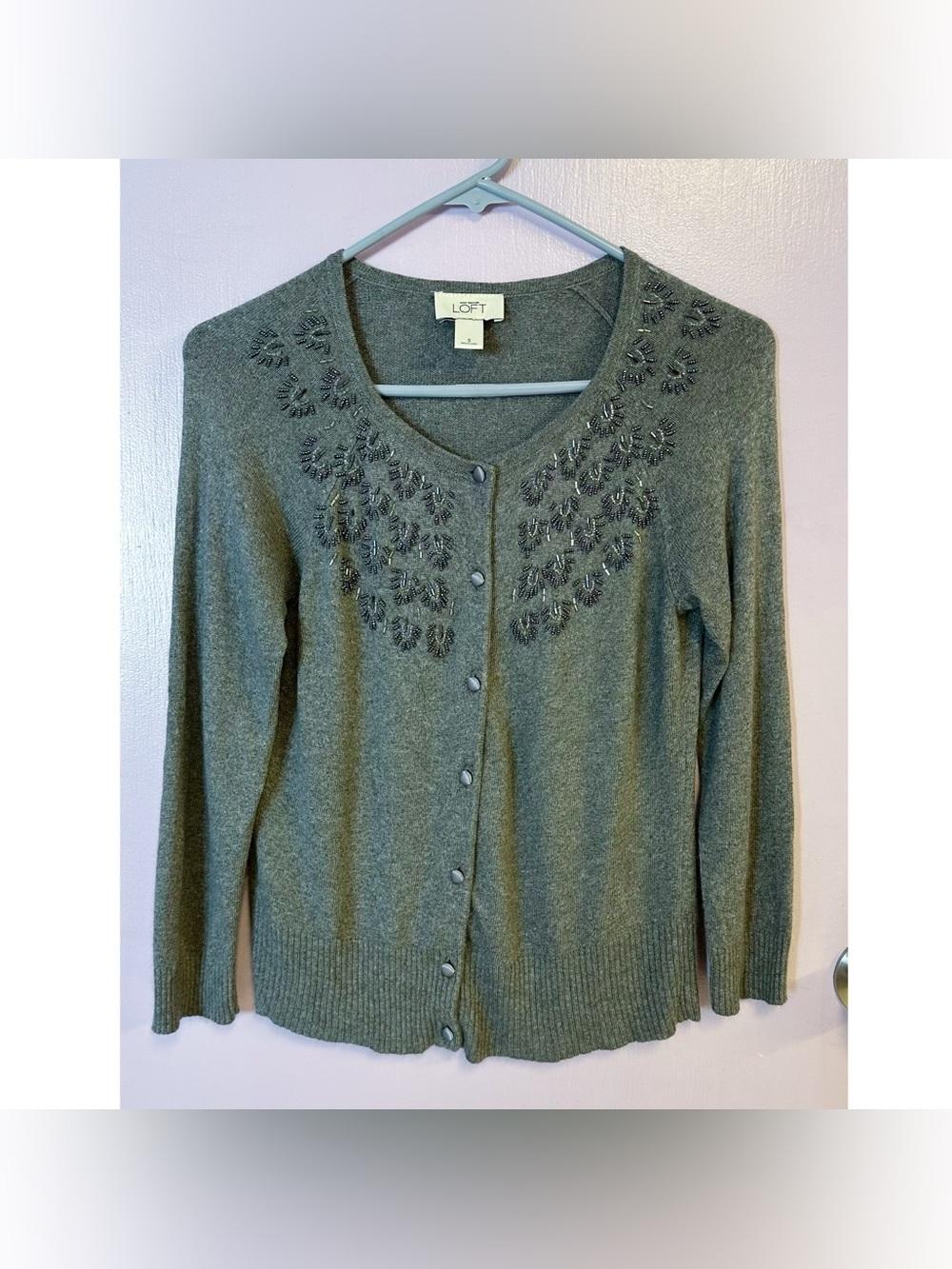 Ann Taylor LOFT Cardigan Size S